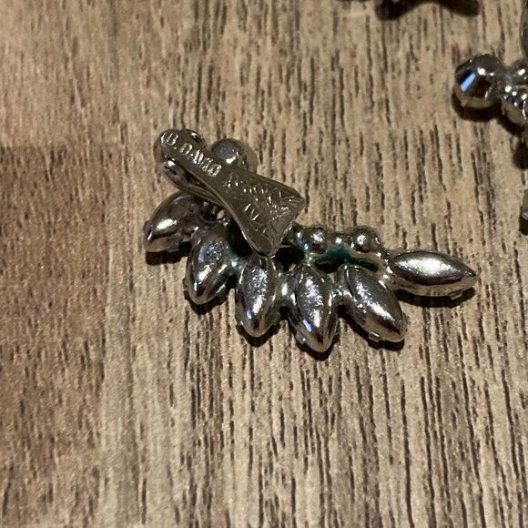 1950s Vintage B. David Crystal Rhinestone Wreath Brooch & Clip On Earrings Set - Picture 4 of 6